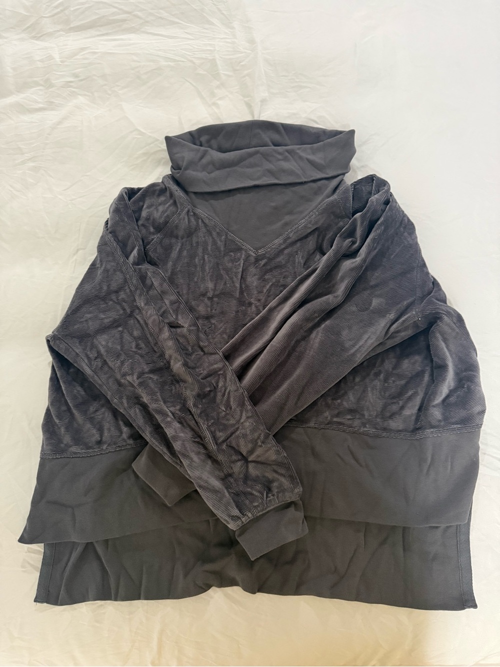 Free people Women's Gray Velvet Funnel Neck Pullover Jacket